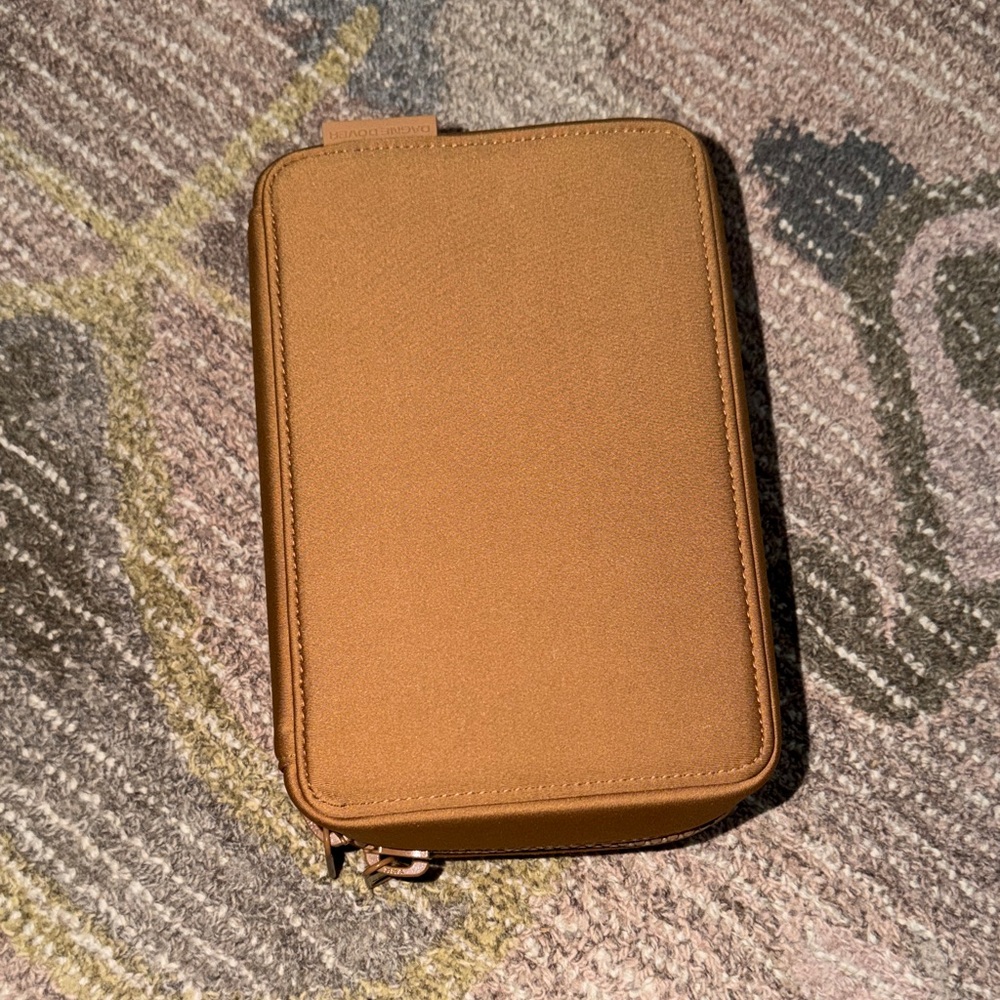 Dagne Dover Tech Organizer
